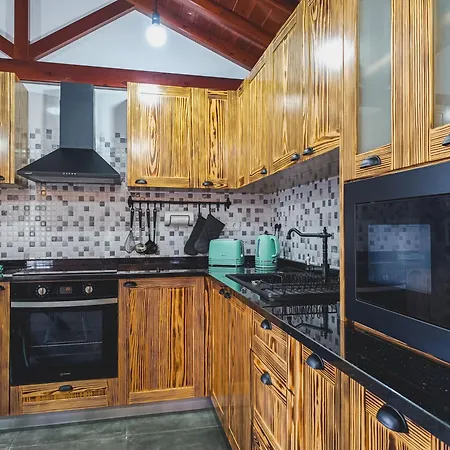 Laura's Al בית נופש ולאס